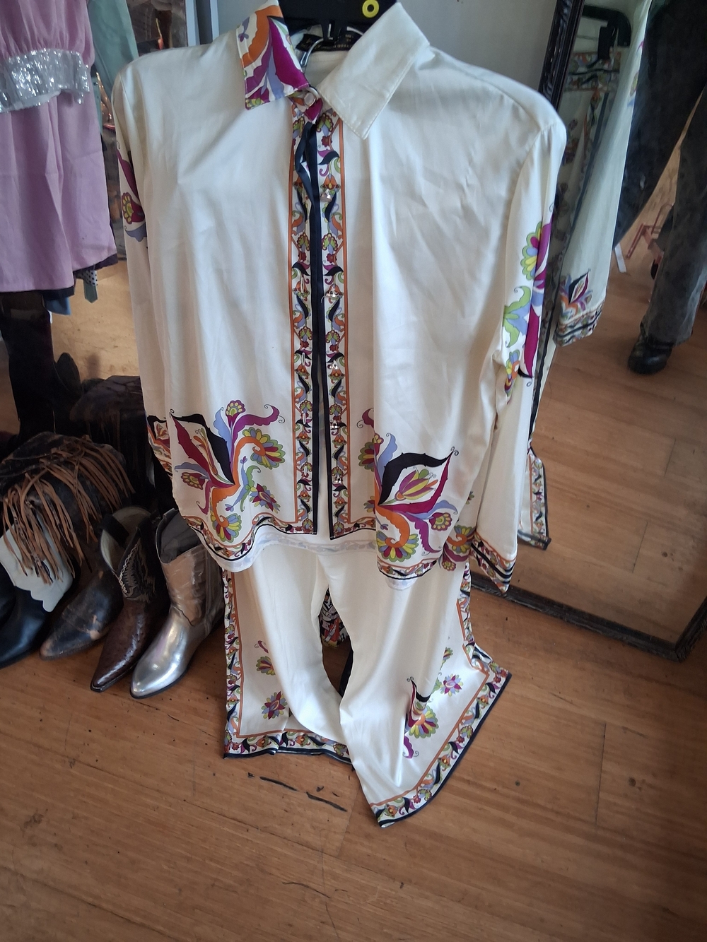 Cream Two-Piece Floral Print Pajama Set